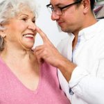 21Sextreme ayudando a la abuela de al lado