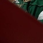 estudiante descubierta dedéandose en el baño de la escuela y termina cogiendo con su maestro. Vol 2