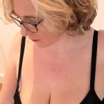 Milf Fingering Porno Videos