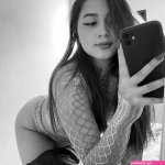 yours-kavaya nude on live cam from Stripchat
