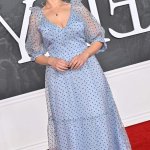 AT&T Girl / Milana Vayntrub / https: / milana_vayntrub / mintmilana Nude Leaks OnlyFans image 11