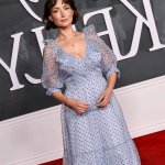 AT&T Girl / Milana Vayntrub / https: / milana_vayntrub / mintmilana Nude Leaks OnlyFans image 14