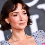 AT&T Girl / Milana Vayntrub / https: / milana_vayntrub / mintmilana Nude Leaks OnlyFans image 9
