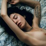 naked heroins 04 photos