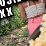 Después de ir a cine decidimos follar en el parque Jeniferplay