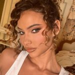 LAUREN WOOD Nude