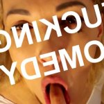 Cuando no me convert en una mujer de pie empecé porno. Naked Comedia