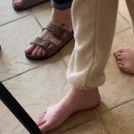 Candid mom and sister feet