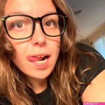 Mommagerth Videos Store Club Live Shows