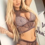 Kindly Myers SIGNED 8x10 PHOTO Playboy Model AUTOGRAPHED HOT SEXY