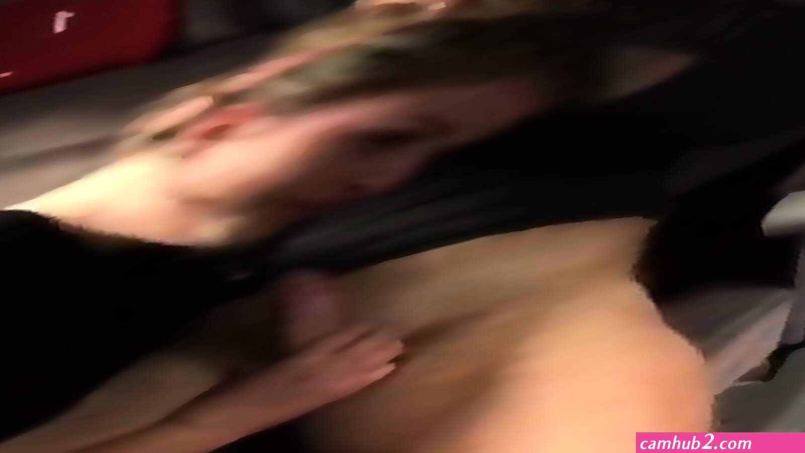 Blowjob on the train (photos)