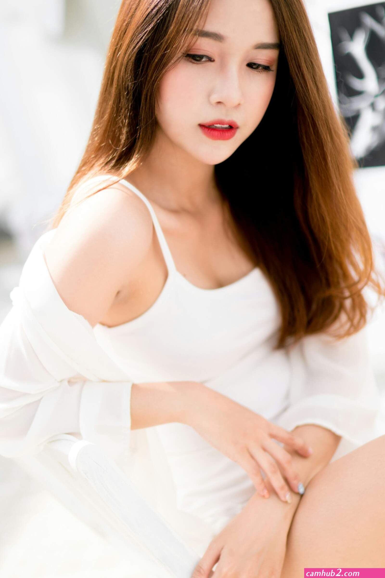 Asian onlyfans model (photos)