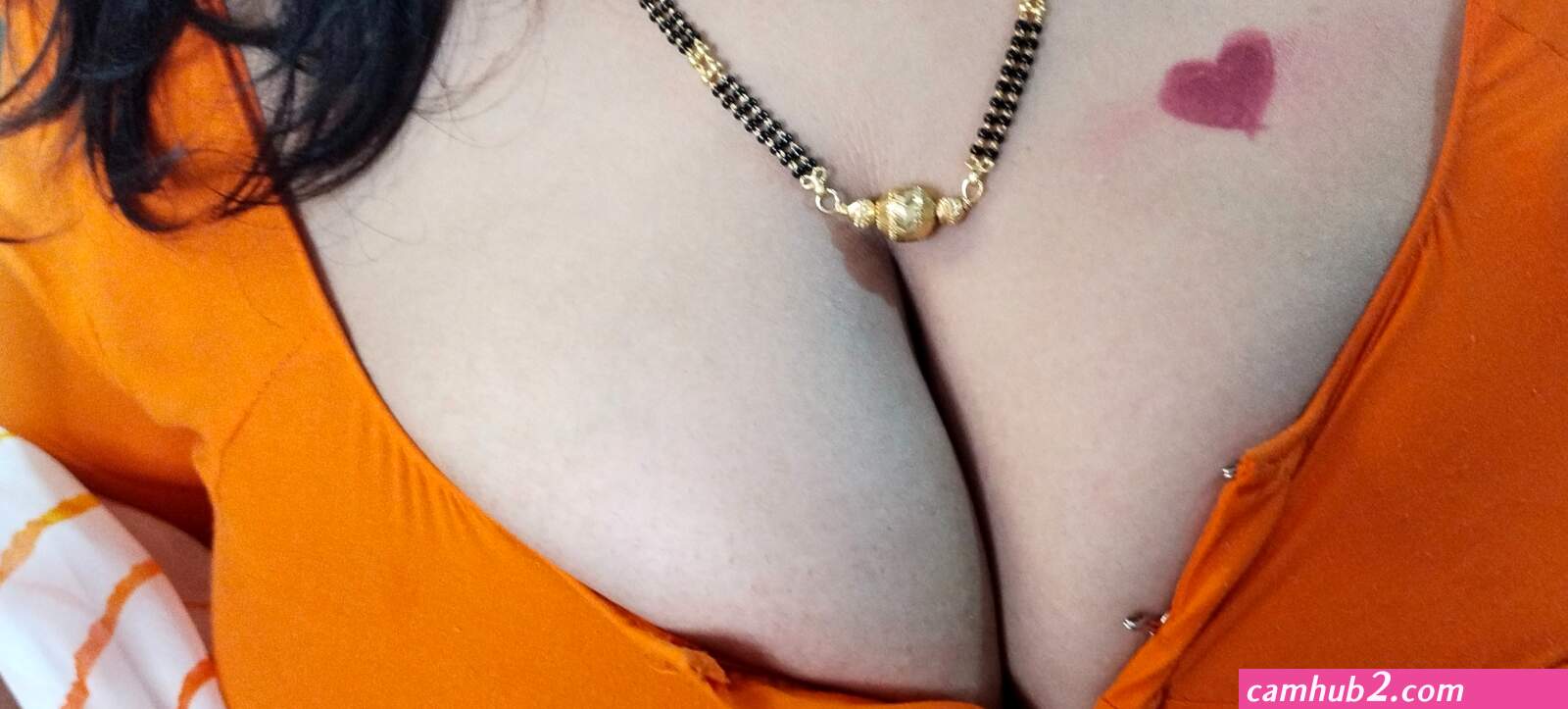 Tarivishu showing boobs (photos)