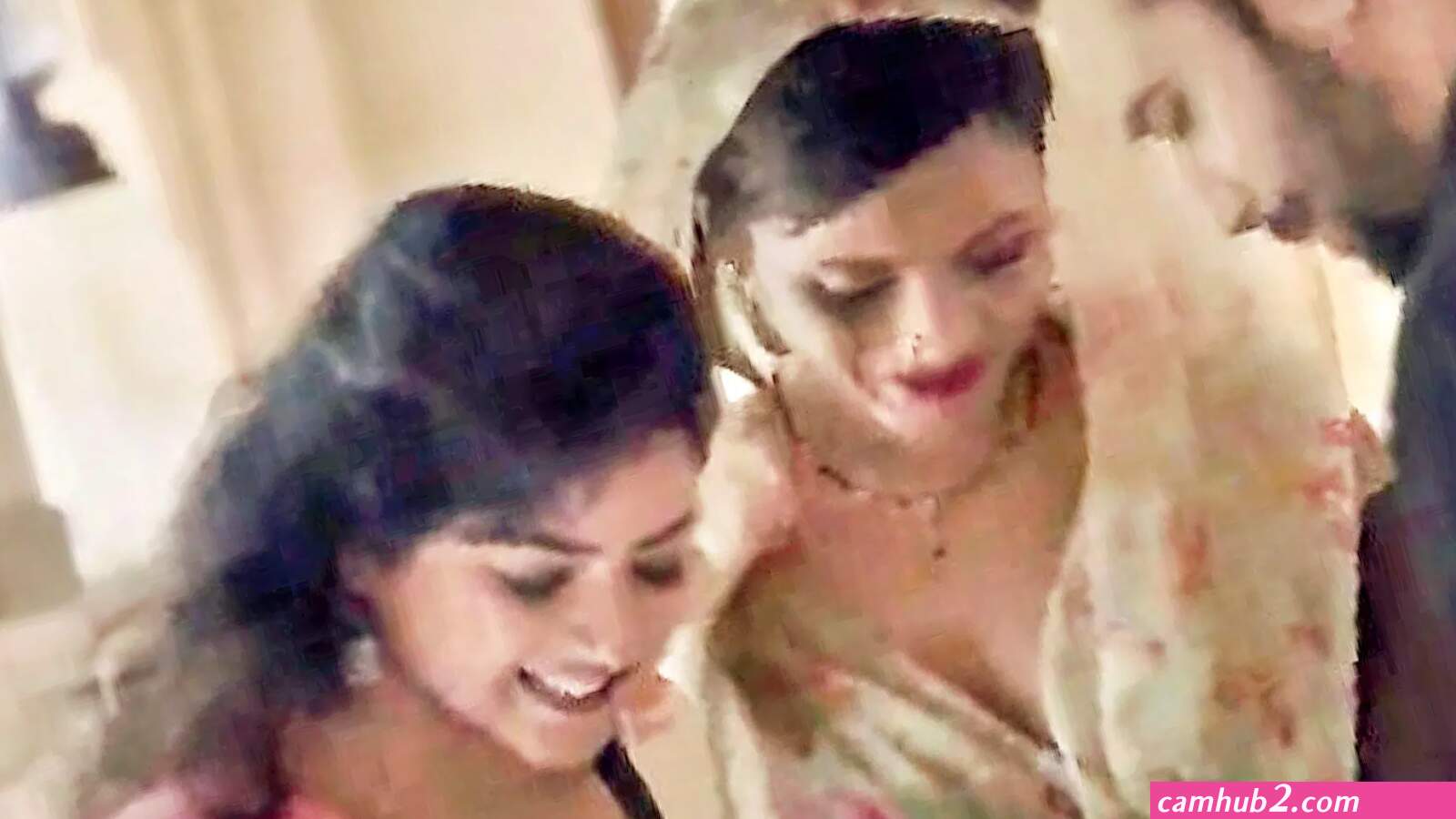 Preeti threesome (photos)